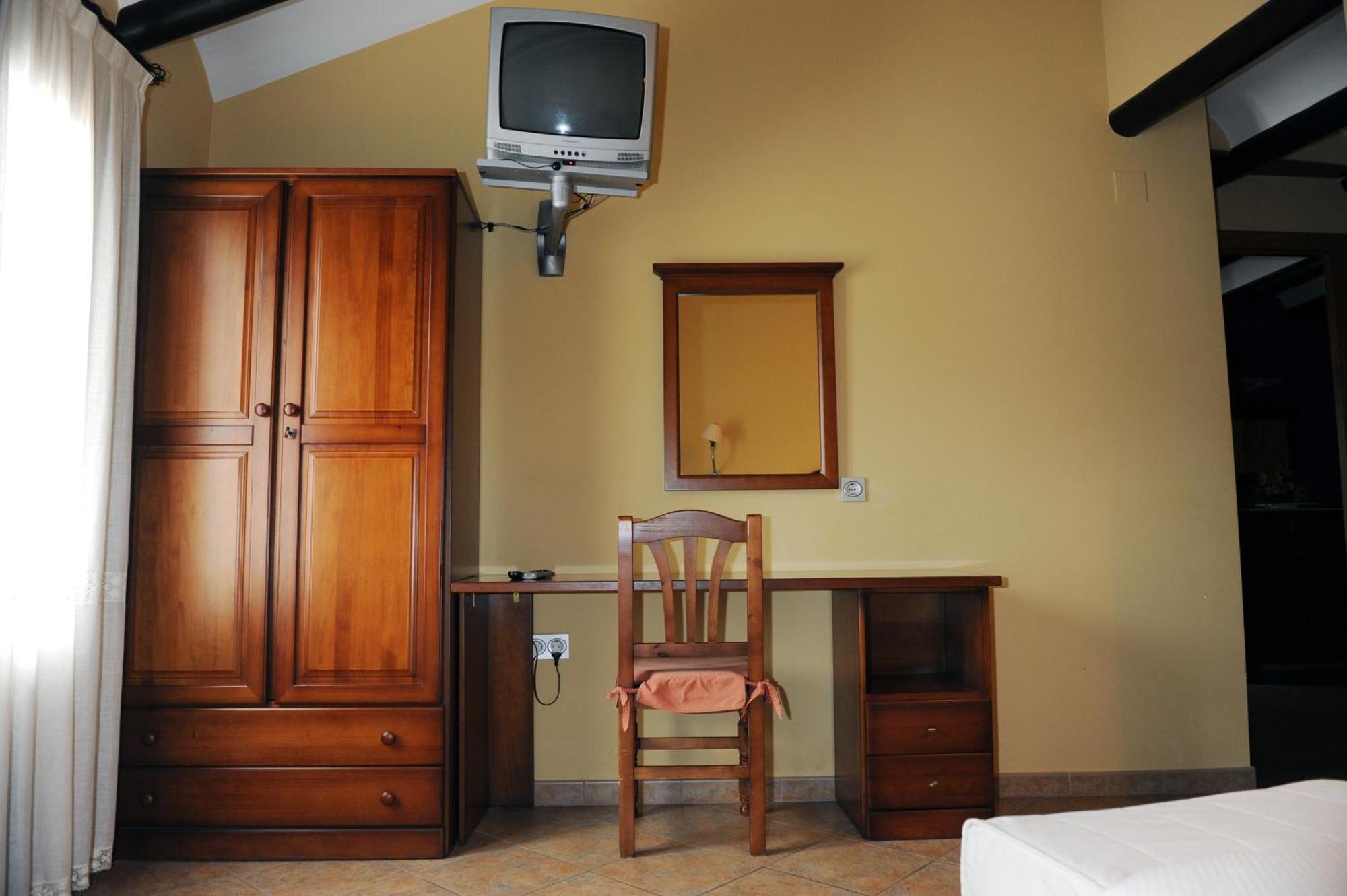 Hotel Restaurant Verdia Sueras 部屋 写真