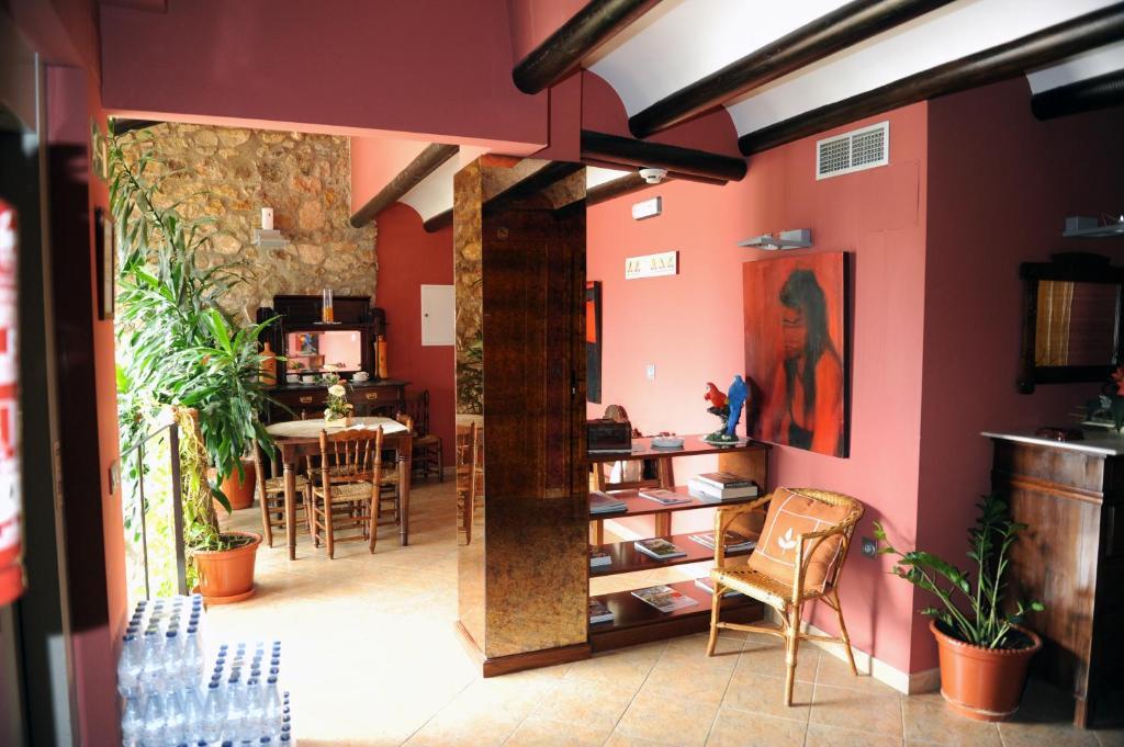 Hotel Restaurant Verdia Sueras エクステリア 写真