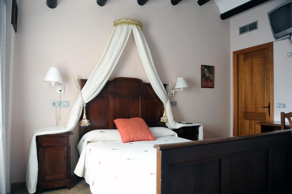 Hotel Restaurant Verdia Sueras 部屋 写真